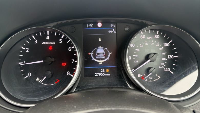 Nissan Qashqai 1.3 DiG-T N-Connecta 5dr Petrol Hatchback